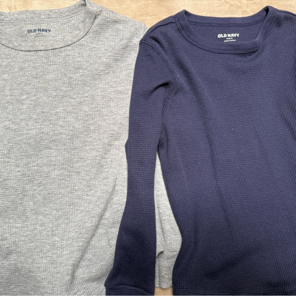 Old Navy Men's Crewneck Sweater Duo in Gray and Navy
